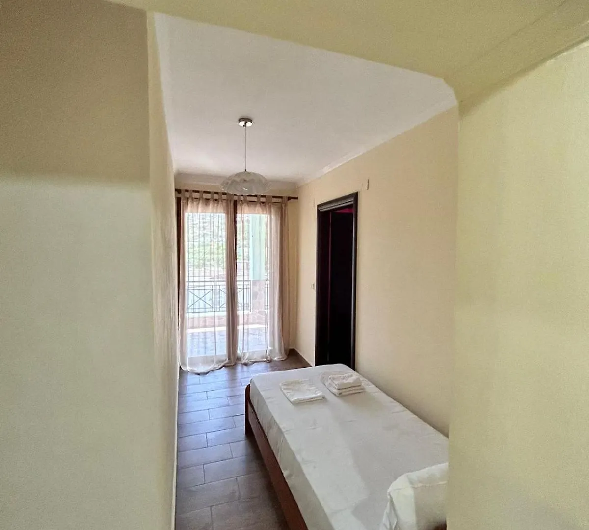 Apartment Green Villa Sarande Albania